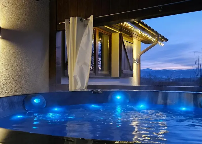 Domek Pod Swierkami & Jacuzzi