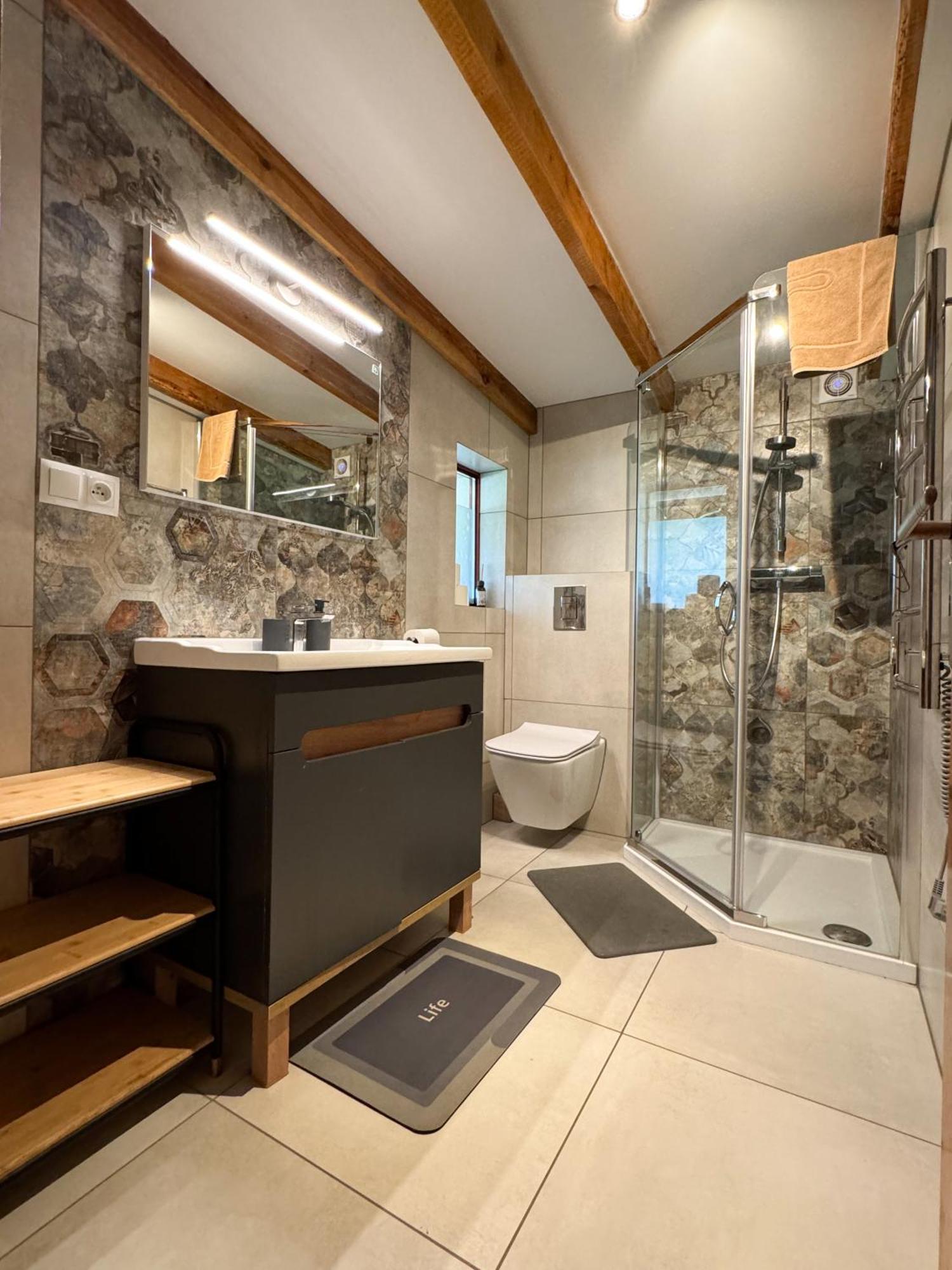 Ferienhaus Pod Swierkami & Jacuzzi *