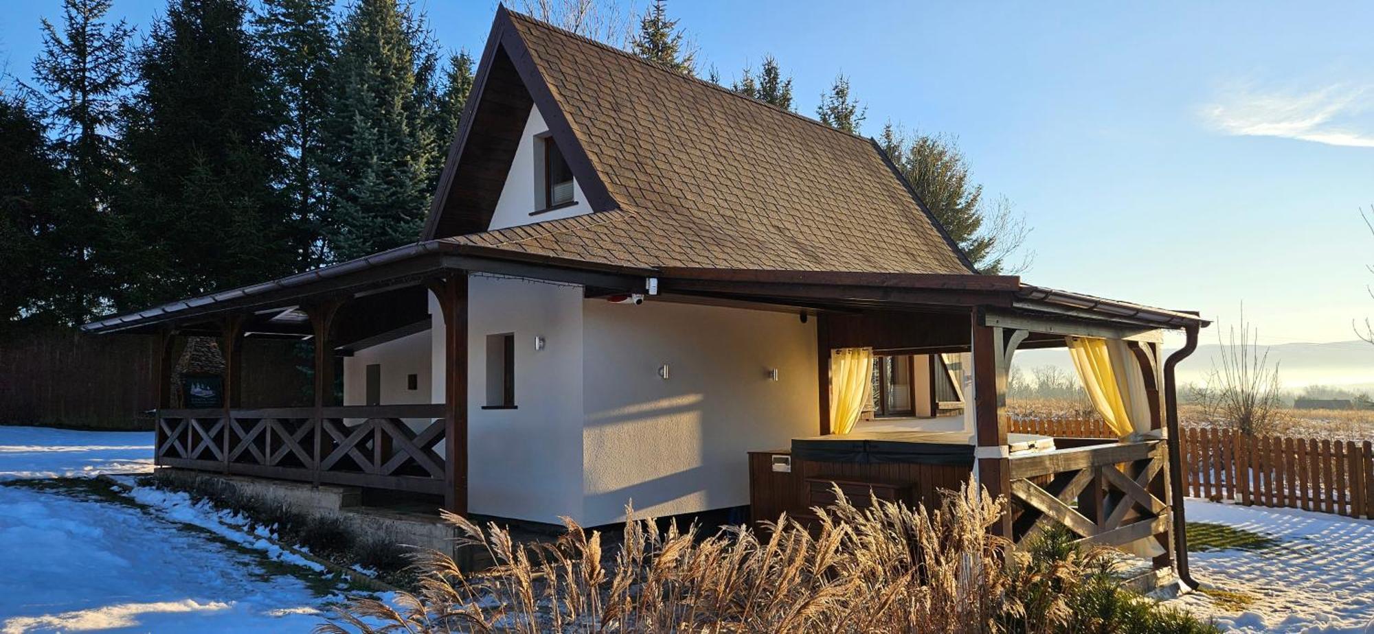Pod Swierkami & Jacuzzi Ferienhaus